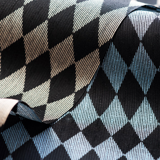 ���ʁ@�H��